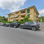 Trilo Fucini Apartment *