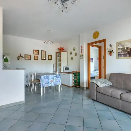 Trilo Fucini Apartment