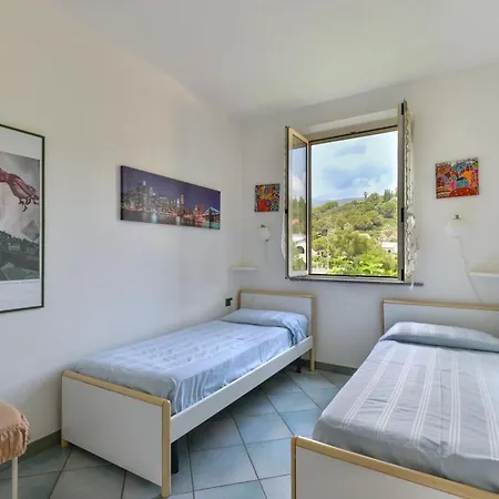 アパート Trilo Fucini