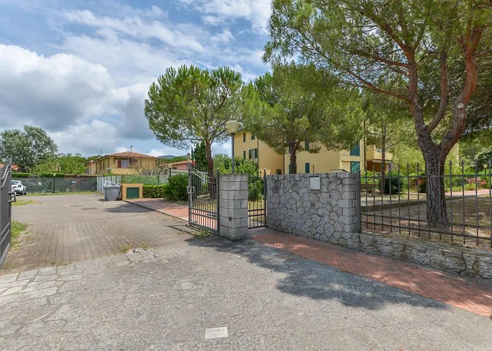 Trilo Fucini アパート